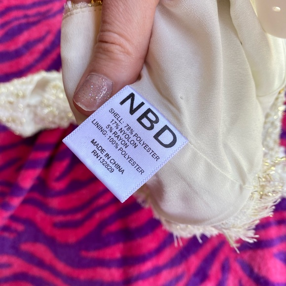 NBD tweed cream and gold crop top - Picture 8 of 10